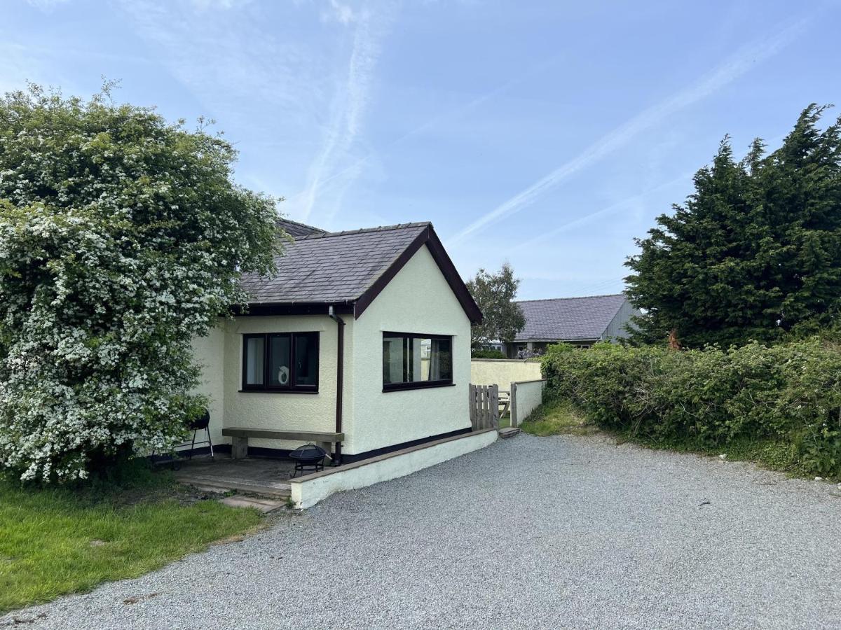 3 Bed Detached Cottage- Log Burner Mountain Views Beaumaris Extérieur photo